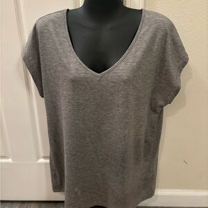 Gray V-Neck Short Sleeve Tee
